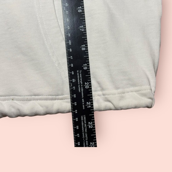 Wrangler White Hoodie with Red and Blue Sleeve Design - Picture 6 of 8